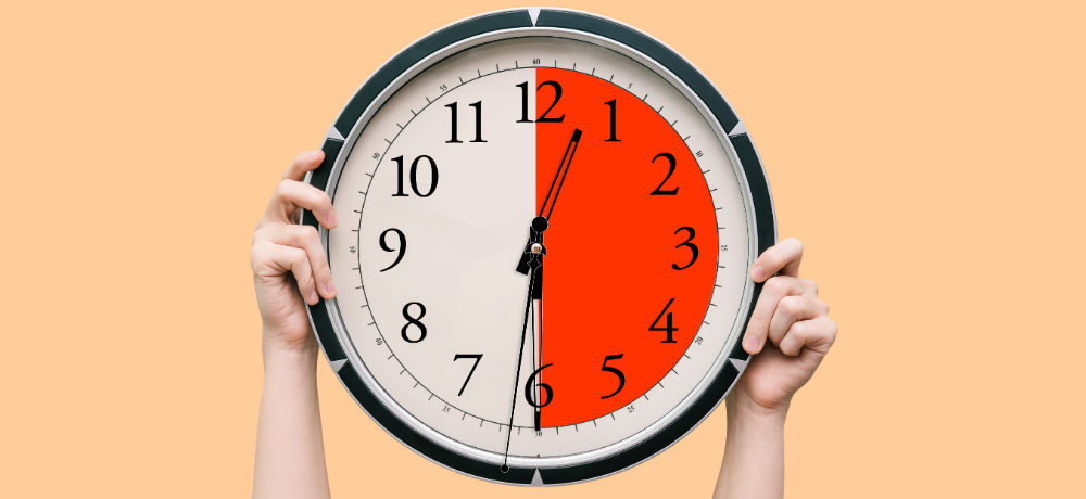 Image of a clock with half an hour blocked out